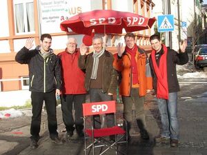 Florian Wirth, N.N., Karl-Peter Wirth, Jan Kramer und Andrej Avakov haben viel Spaß