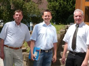 Bereichsleiter Michael Schales, Landtagsabgeordneter Tobias Eckert und Amtsleiter Werner Wernecke (von li)