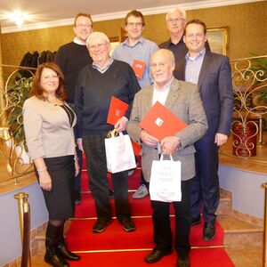 v.l.: Jacqueline Würz, Jan Kramer, Bernd Deuster, Ralf-Peter Würz, Heinz-Günther Mandler, Helmut Jung, Tobias Eckert