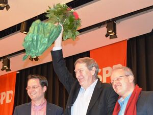 Glückwunsch für Hans Joachim Schabedoth. Mit Tobias Eckert (li) und Dr. Stephan Wetzel (re)