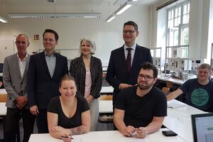 Hoher Besuch im Landkreis: Thorsten Schäfer-Gümbel und Tobias Eckert in der staatlichen Techniker Akademie